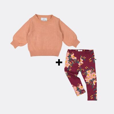 Alpine flowers leggings with Chloe sweater