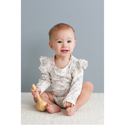 Bellis flutter long sleeve bodysuit