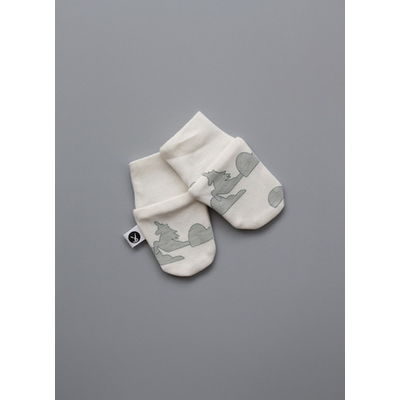 Dreamscape baby mittens